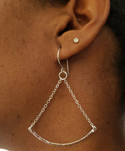 Load image into Gallery viewer, Bobbi Arch Earrings