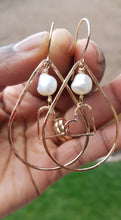 Load image into Gallery viewer, Negril Pearl Earrings