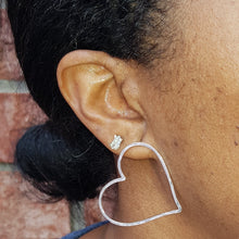 Load image into Gallery viewer, Open Heart Earrings