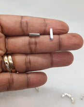 Load image into Gallery viewer, Bar Studs