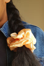 Load image into Gallery viewer, Citrine