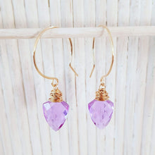 Load image into Gallery viewer, Alexandrite Drop Earrings