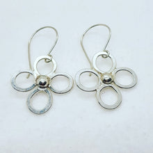 Load image into Gallery viewer, Emily Earrings