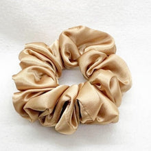 Load image into Gallery viewer, Goldie