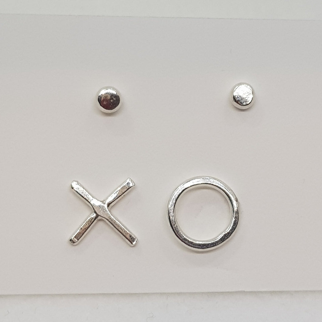 Timeless XO Stud Set