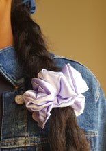 Load image into Gallery viewer, Lavender
