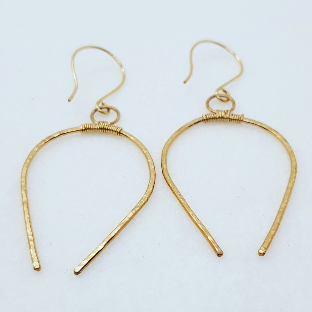 Nerine Earrings