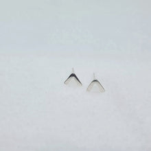 Load image into Gallery viewer, Valentino Studs
